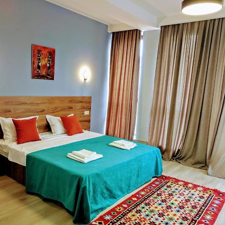 Hotel 5 Rooms Tbilisi Esterno foto