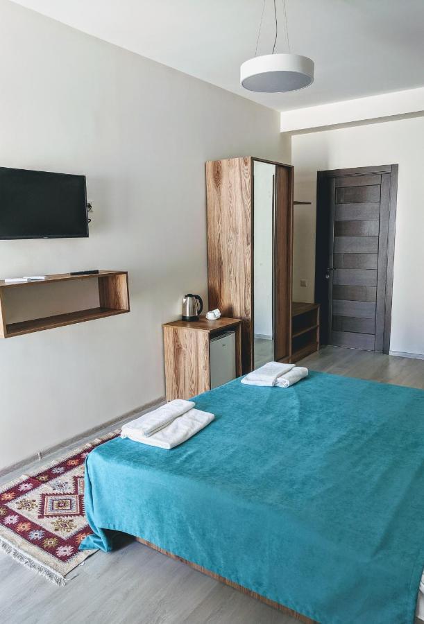 Hotel 5 Rooms Tbilisi Esterno foto