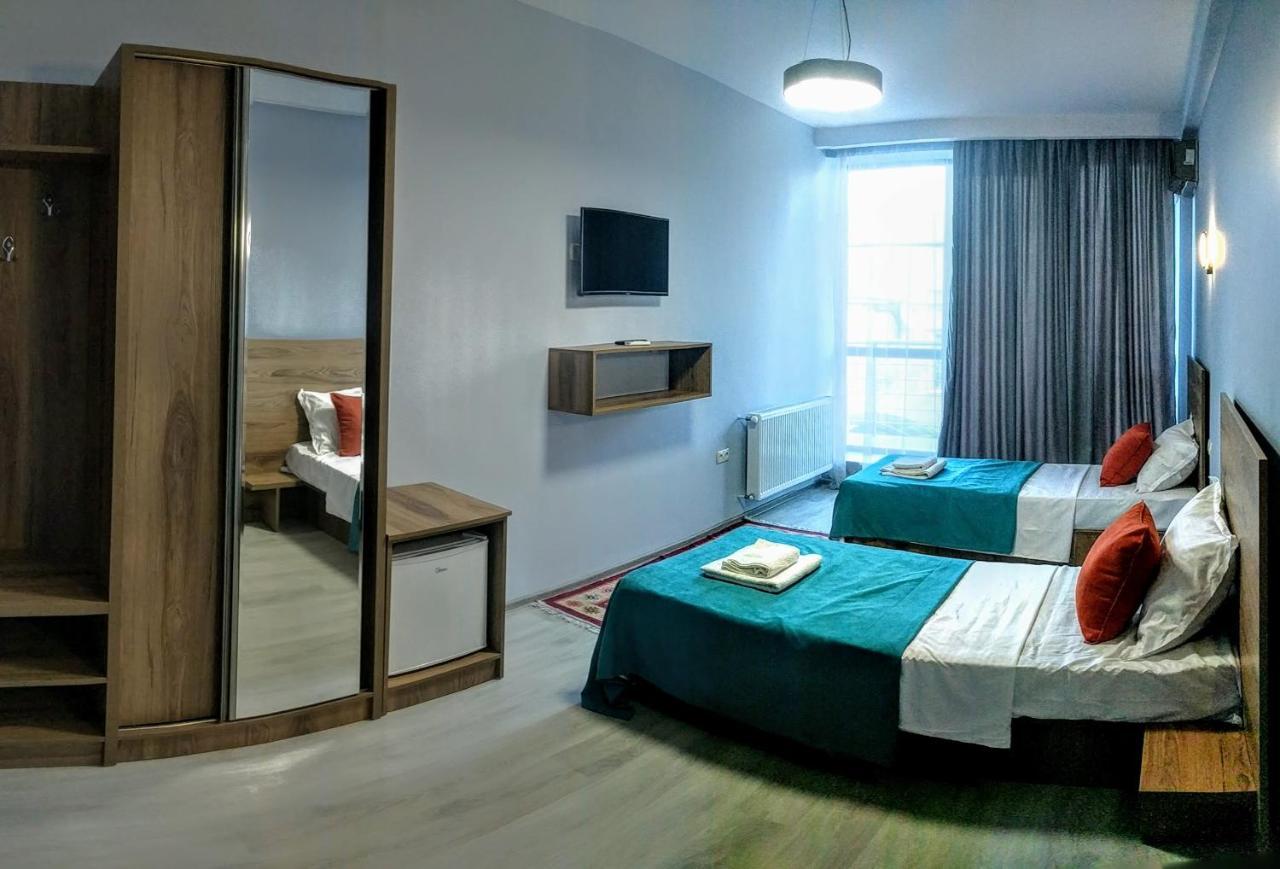 Hotel 5 Rooms Tbilisi Esterno foto